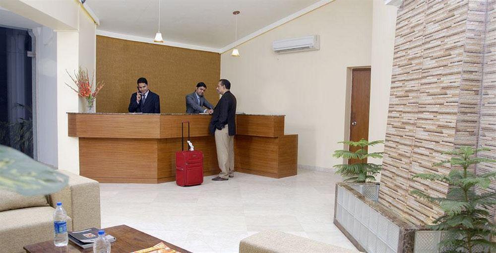 66 Residencey Jaipur Bagian luar foto